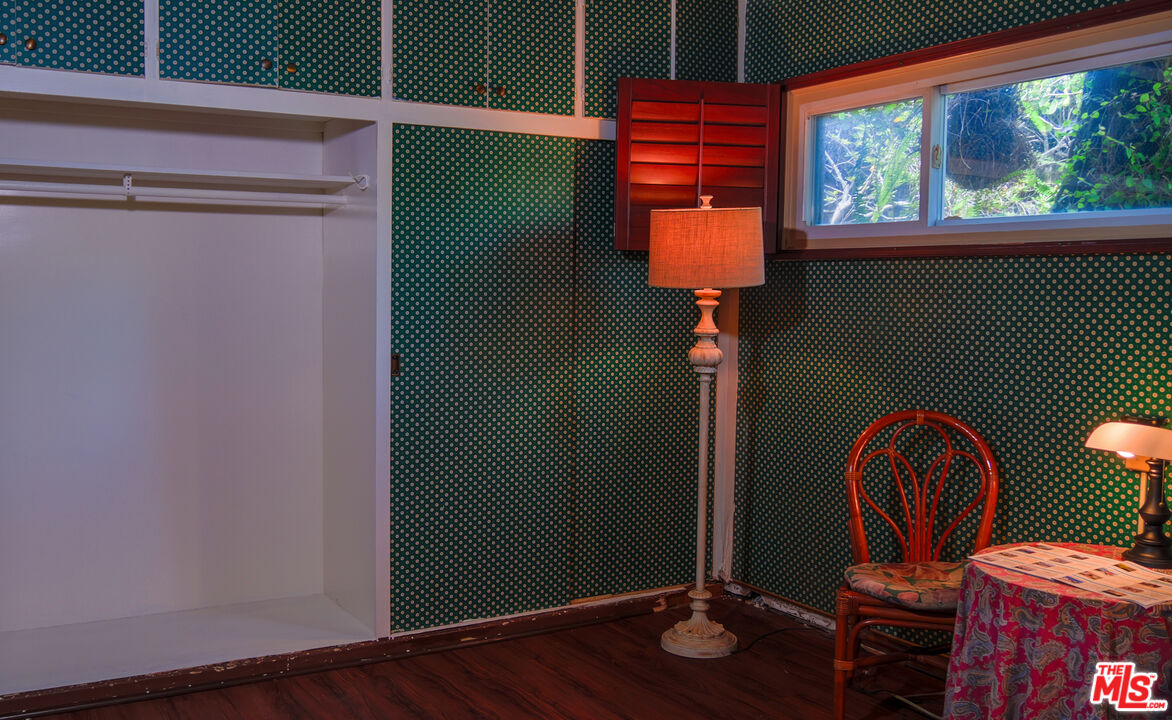 7505 Rindge Avenue Playa del Rey, CA 90293 - Photo 25 of 29 a view of entryway with wooden floor