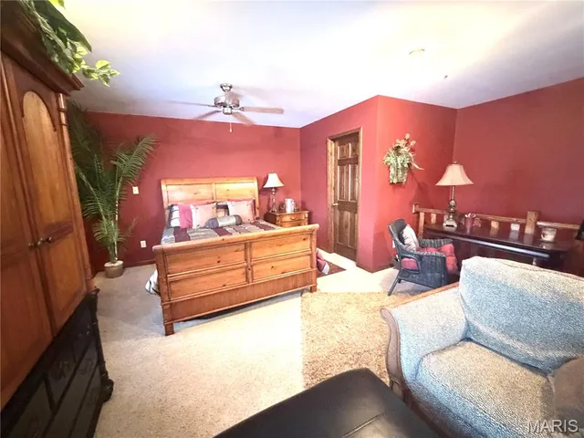 $925,000 | 853 Twisted Cedar Drive, Beaufort, MO 63013