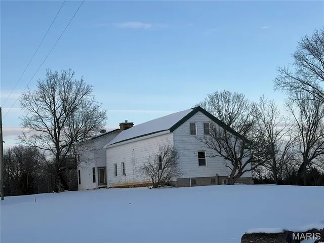 $925,000 | 853 Twisted Cedar Drive, Beaufort, MO 63013