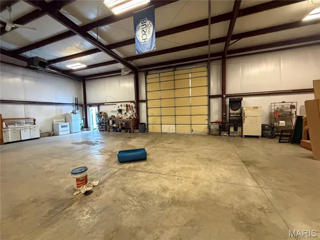 $925,000 | 853 Twisted Cedar Drive, Beaufort, MO 63013