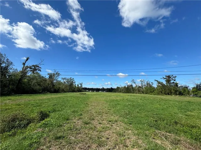 $350,000 | 16630 Highway 90, Des Allemands, LA 70030