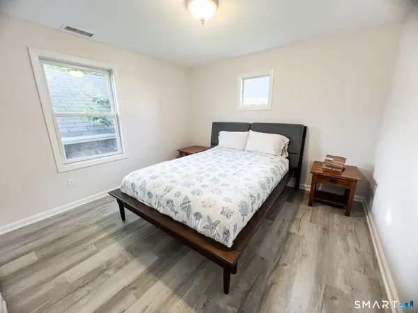 $3,500 | 1088 East Broadway, Milford, CT 06460