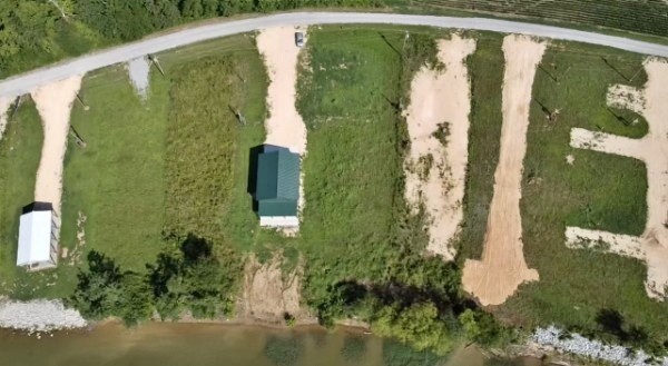 2781 Hardin Bottom Road Clifton, TN 38425 - Photo 8 of 10 a bathroom with a shower and a mirror