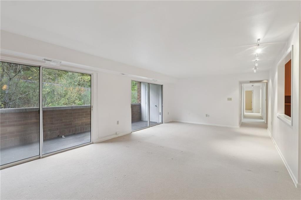 300 Fox Chapel Road, Unit 605 Pittsburgh, PA 15238 - Photo 12 of 42 Gallery Image 12