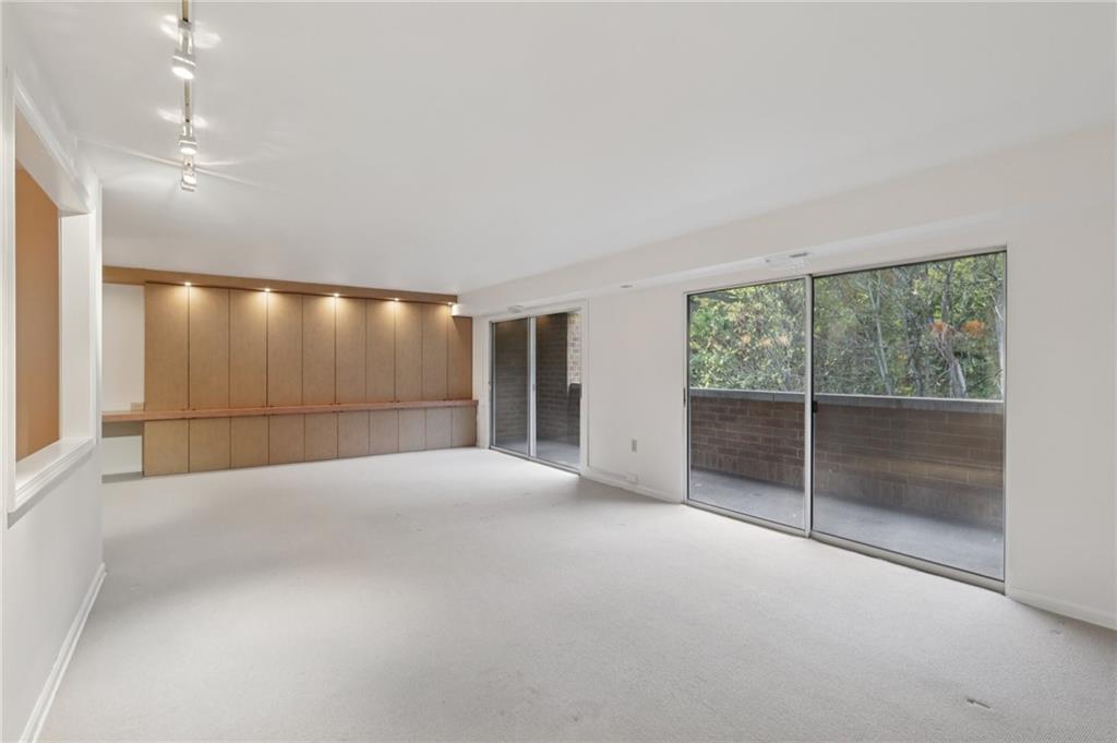 300 Fox Chapel Road, Unit 605 Pittsburgh, PA 15238 - Photo 15 of 42 Gallery Image 15