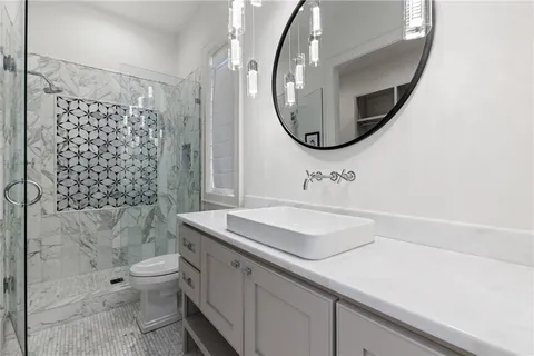 $3,950,000 | 16509 MacAllister Court, Loch Lloyd, MO 64012