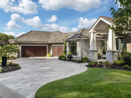$3,950,000 | 16509 MacAllister Court, Loch Lloyd, MO 64012