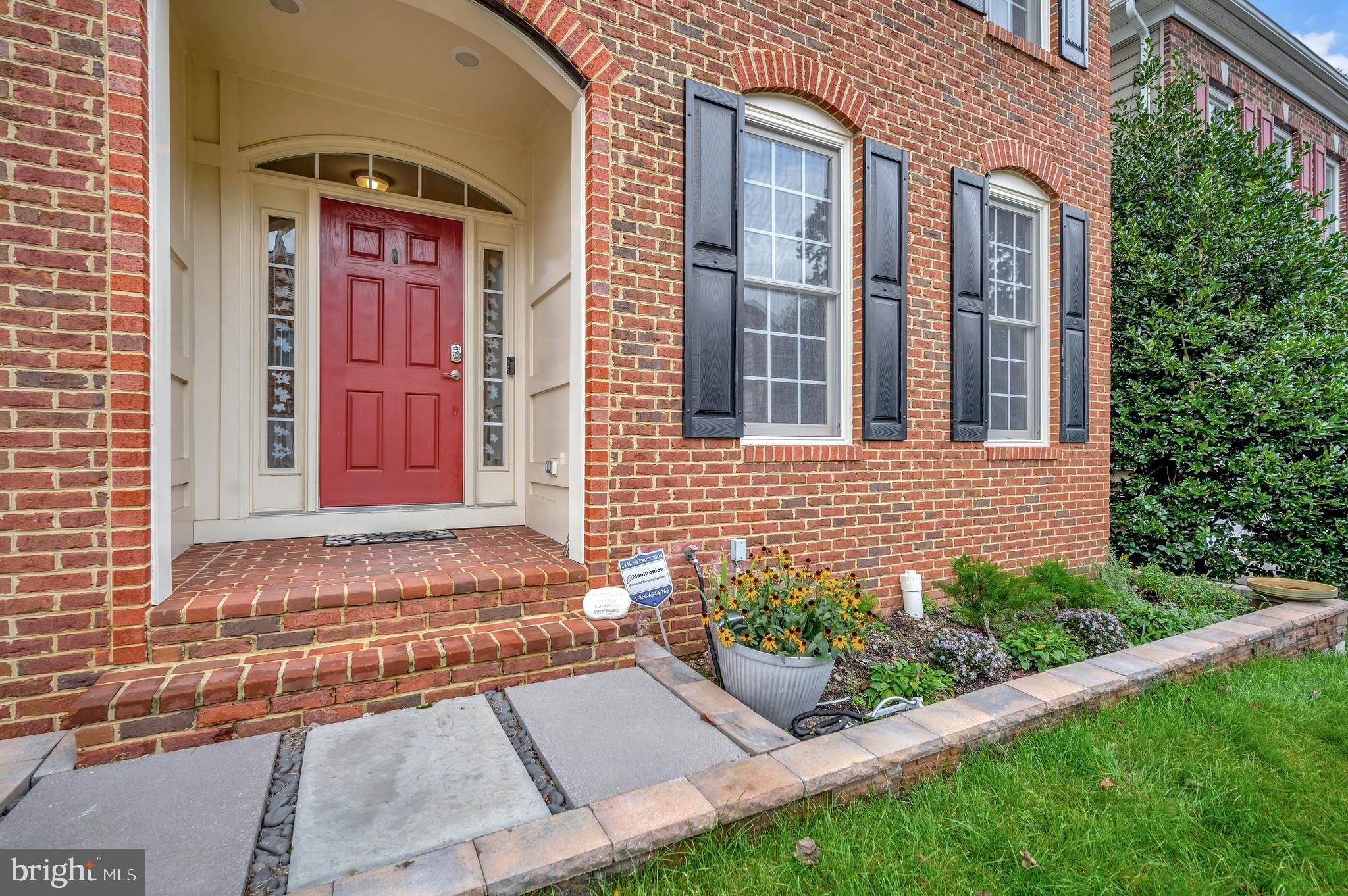 9537 Parsonage Lane Lorton, VA 22079 - Photo 2 of 76