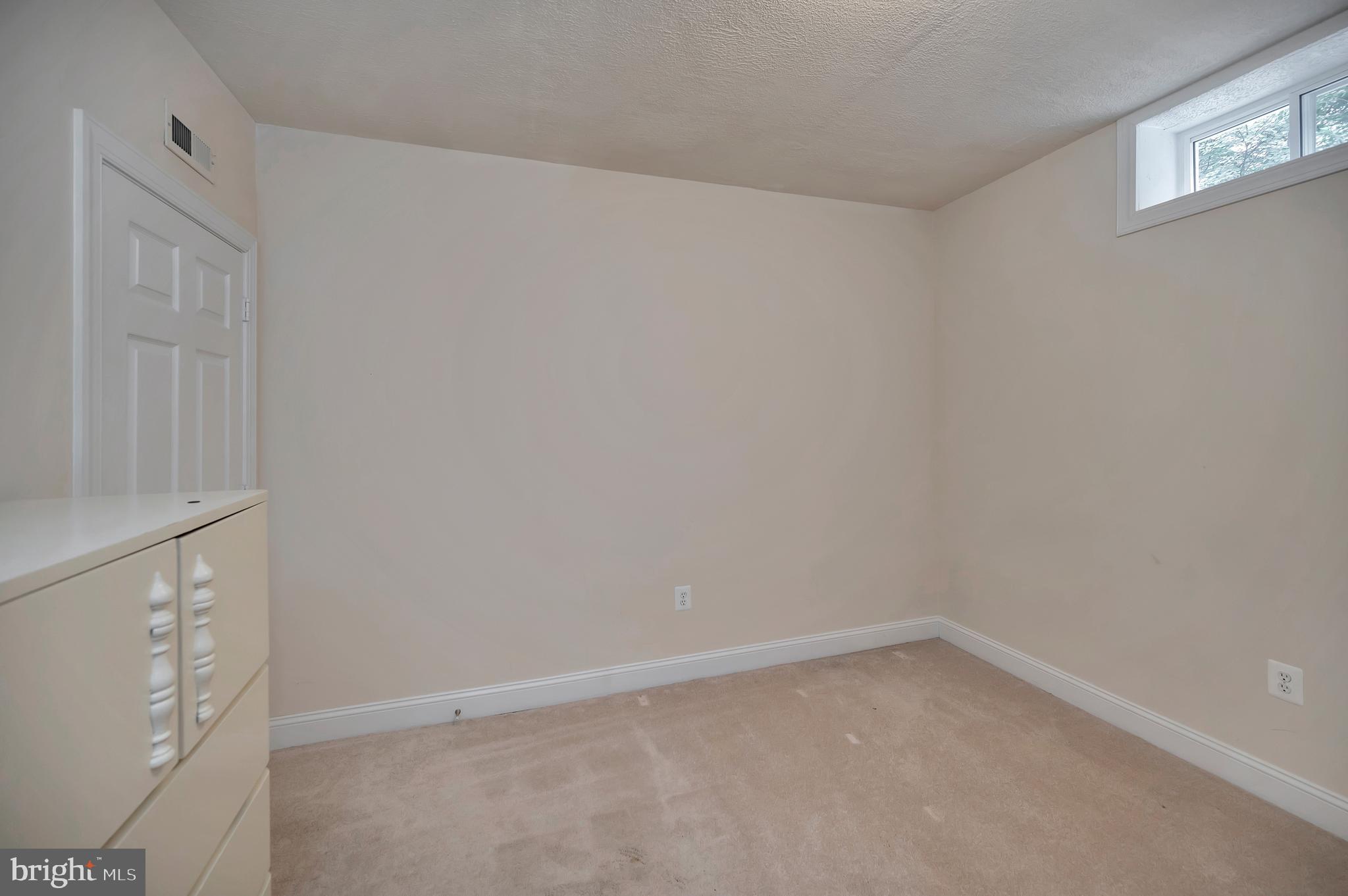 9537 Parsonage Lane Lorton, VA 22079 - Photo 36 of 76