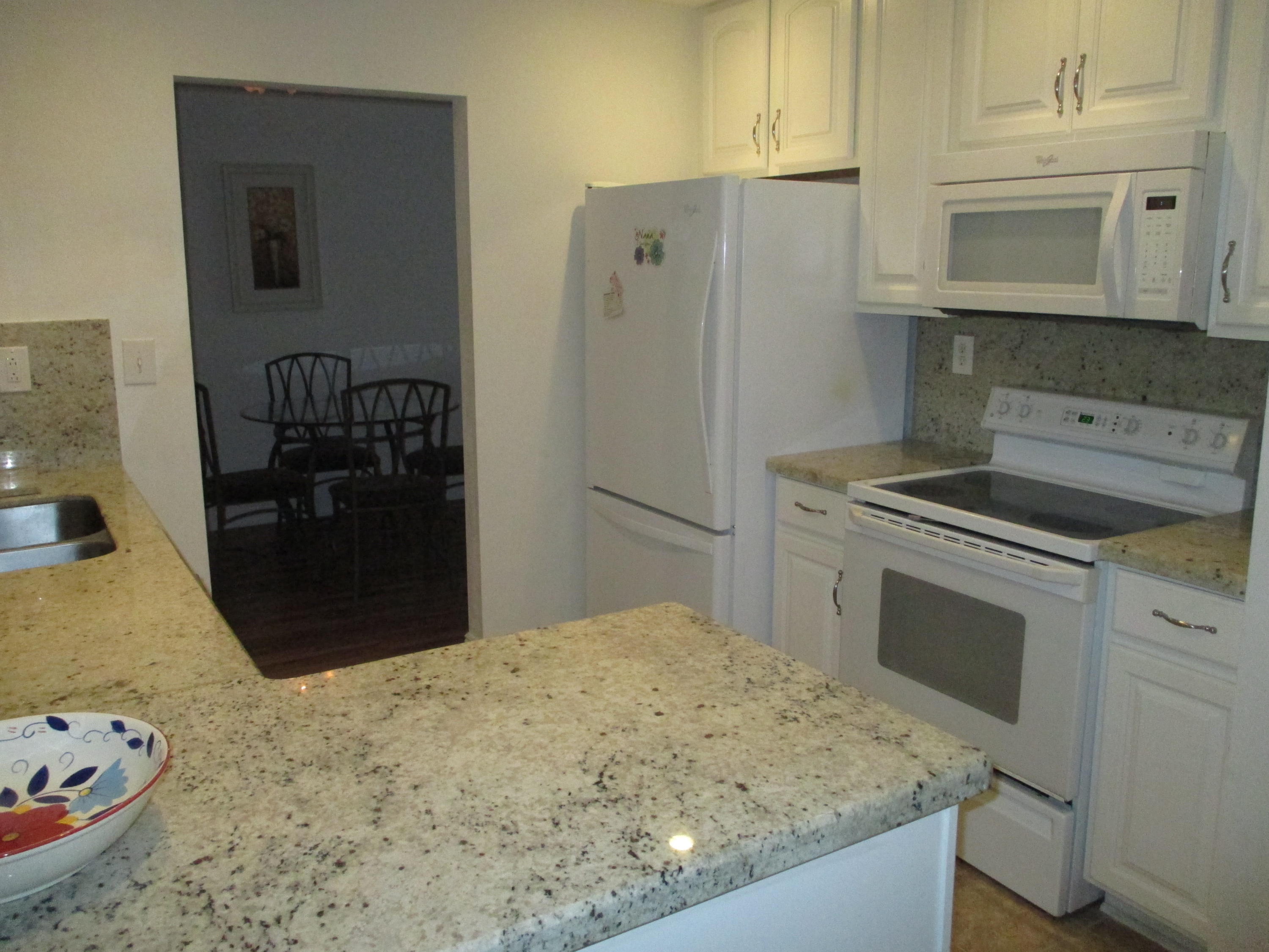 2007 Southwest Roma Way Boynton Beach, FL 33426 - Photo 15 of 46 KITCHEN