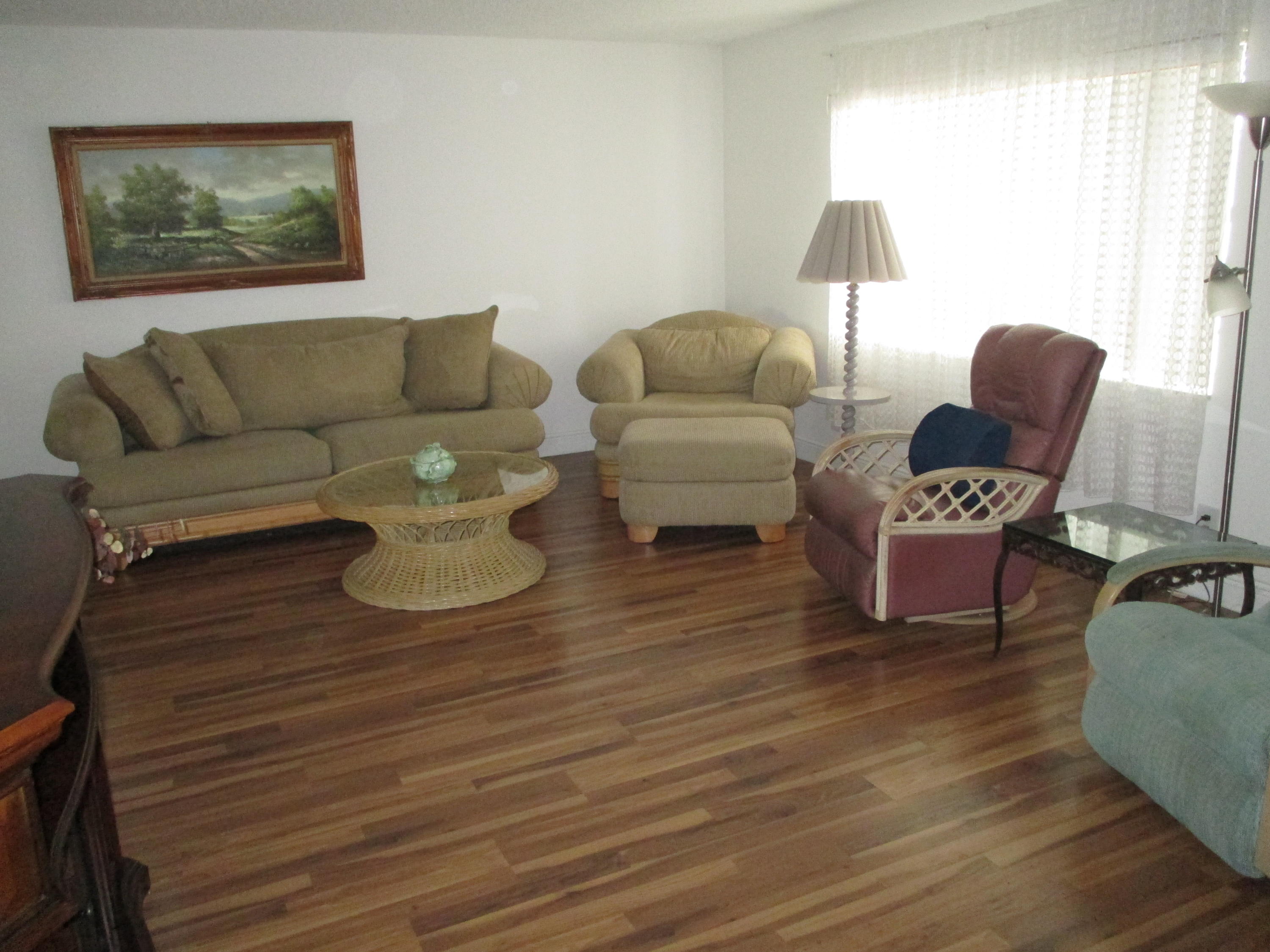 2007 Southwest Roma Way Boynton Beach, FL 33426 - Photo 3 of 46 LIVING ROOM.