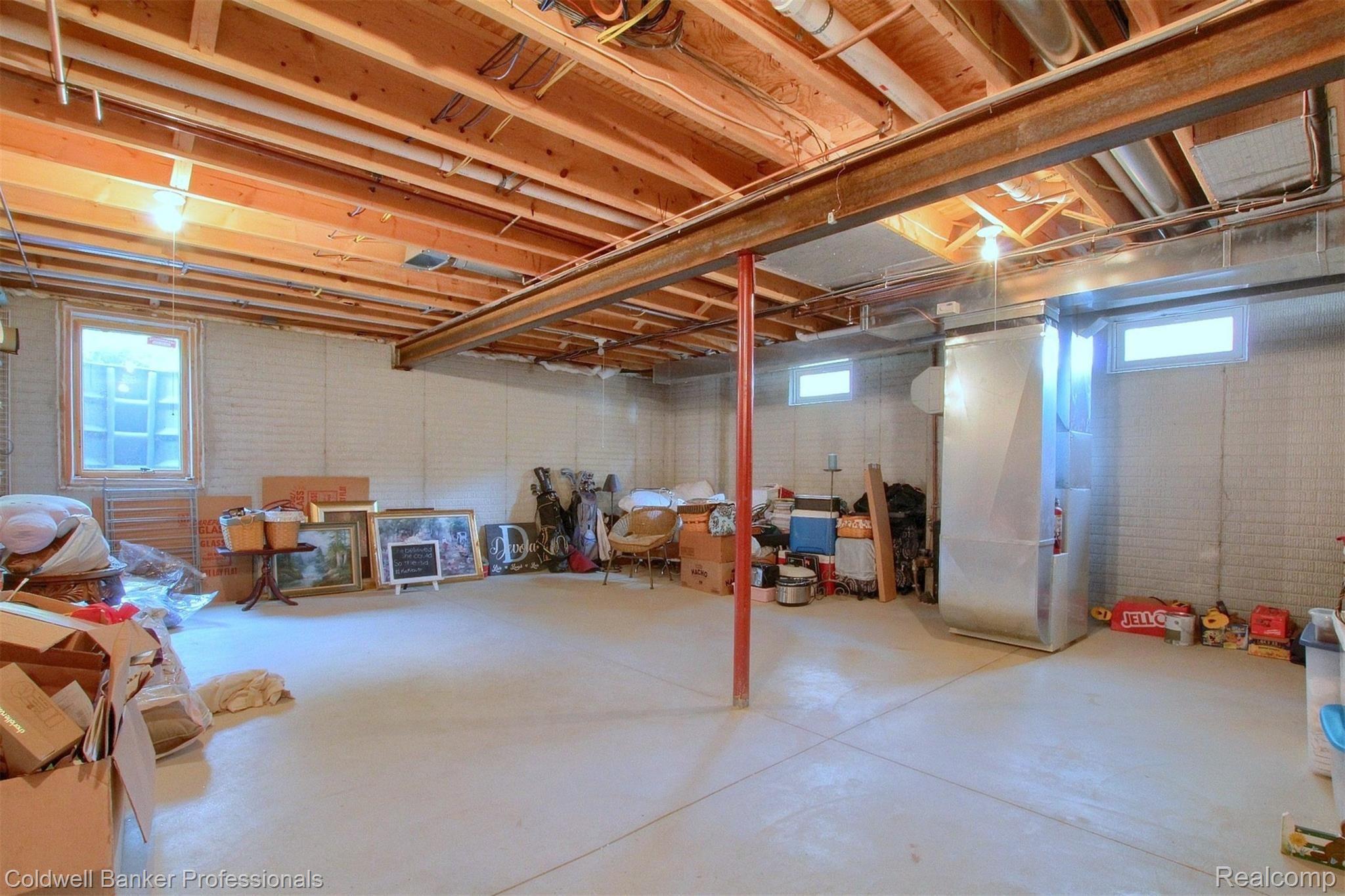 44100 Judd Road Belleville, MI 48111 - Photo 34 of 41 34-Lower Level 2nd View.jpg