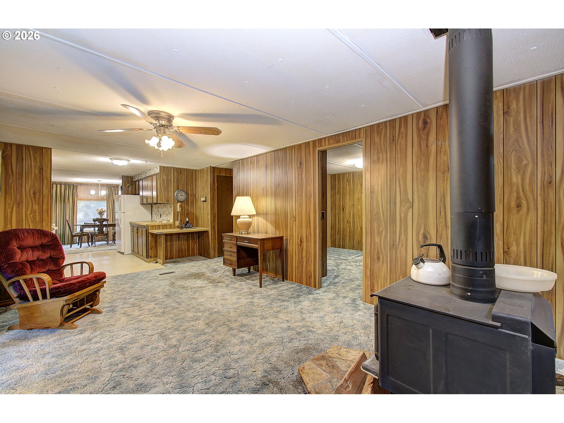 41615 Northeast Cedar Ridge Road Amboy, WA 98601 - Photo 5 of 44 a living room with furniture and a table