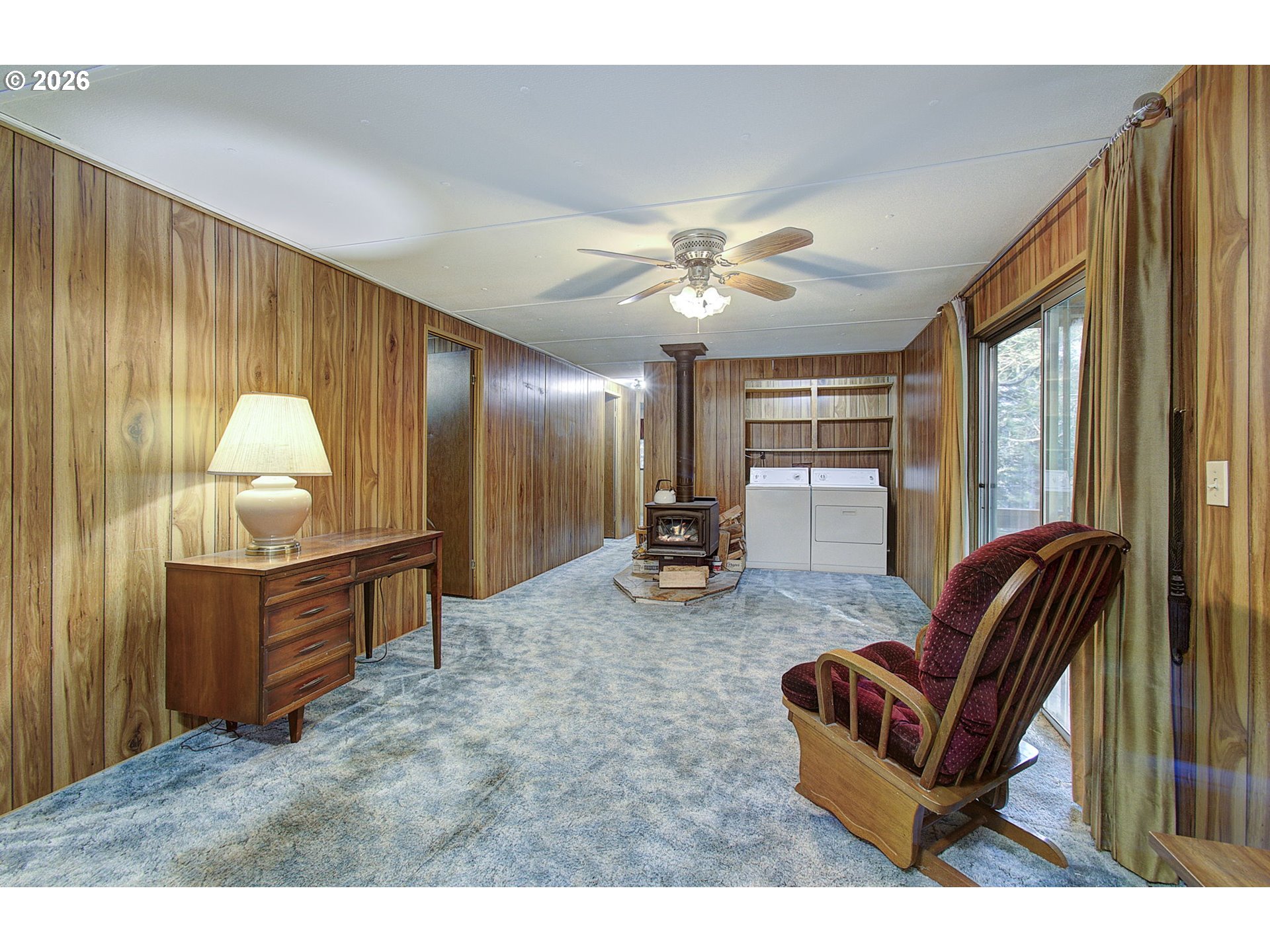 41615 Northeast Cedar Ridge Road Amboy, WA 98601 - Photo 6 of 44 a living room with furniture