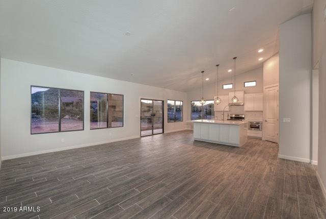 316 North Boyd Road Apache Junction, AZ 85119 - Photo 15 of 33 1658 011