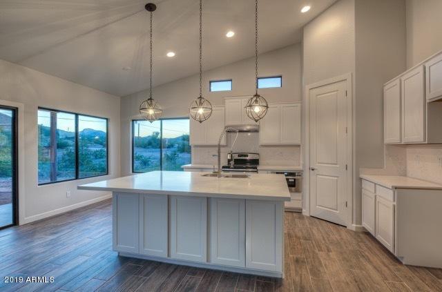 316 North Boyd Road Apache Junction, AZ 85119 - Photo 8 of 33 1658 05