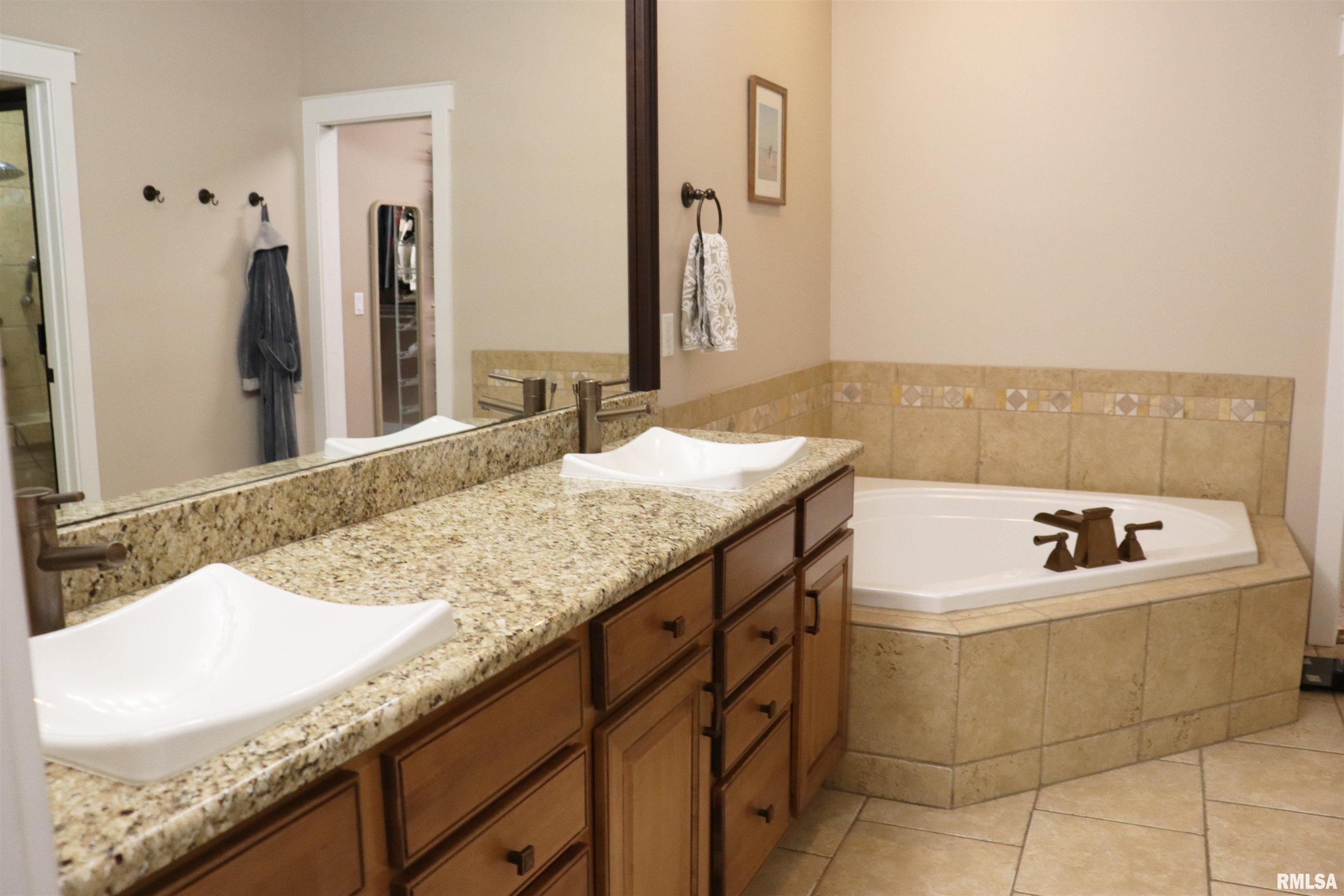 446 Macey Lake Road Metamora, IL 61548 - Photo 51 of 97 Gallery Image 51