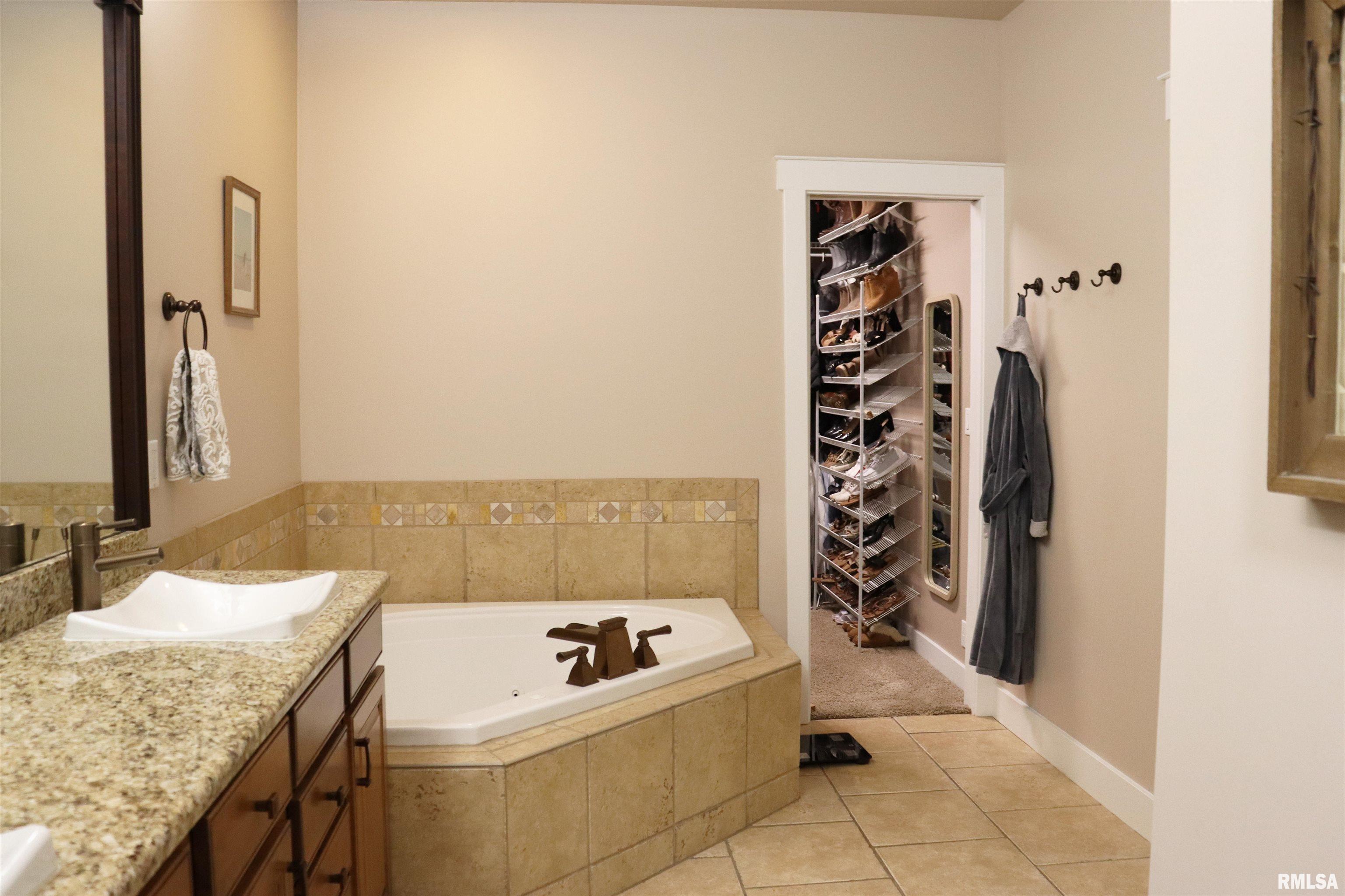 446 Macey Lake Road Metamora, IL 61548 - Photo 54 of 97 Gallery Image 54