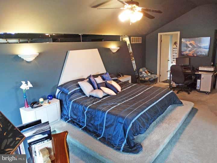 95 Snowflake Road Huntingdon Valley, PA 19006 - Photo 16 of 25 Bedroom - Main