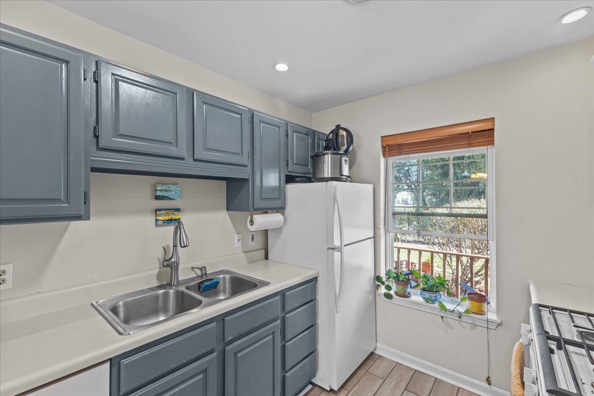 157 Rivers Edge Drive Burlington, VT 05408 - Photo 4 of 24 Gallery Image 4