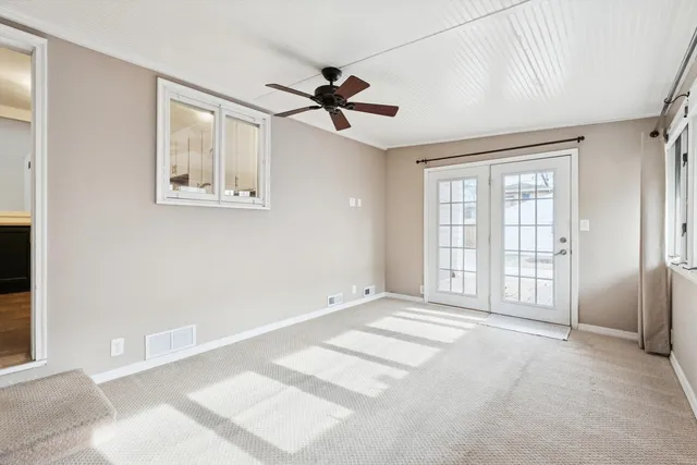 $225,000 | 2317 Washington Lane, Davenport, IA 52804