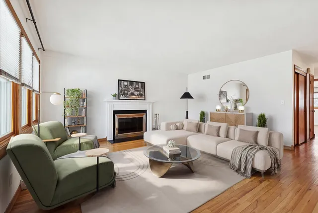 $225,000 | 2317 Washington Lane, Davenport, IA 52804