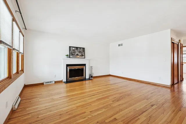 $225,000 | 2317 Washington Lane, Davenport, IA 52804