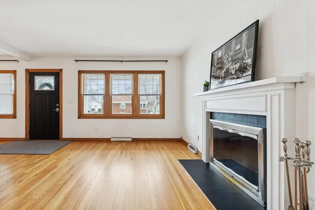 $225,000 | 2317 Washington Lane, Davenport, IA 52804