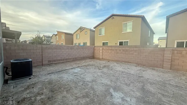 $1,950 | 6044 Salsbury Cove Drive, North Las Vegas, NV 89081