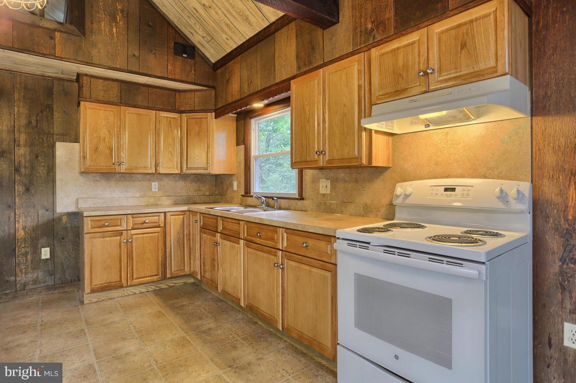 4469 Fairview Road Columbia, PA 17512 - Photo 8 of 30 Gallery Image 8