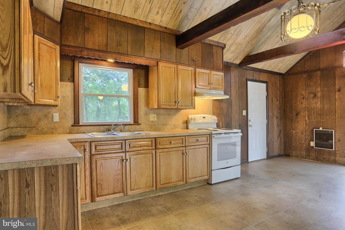 4469 Fairview Road Columbia, PA 17512 - Photo 9 of 30 Gallery Image 9