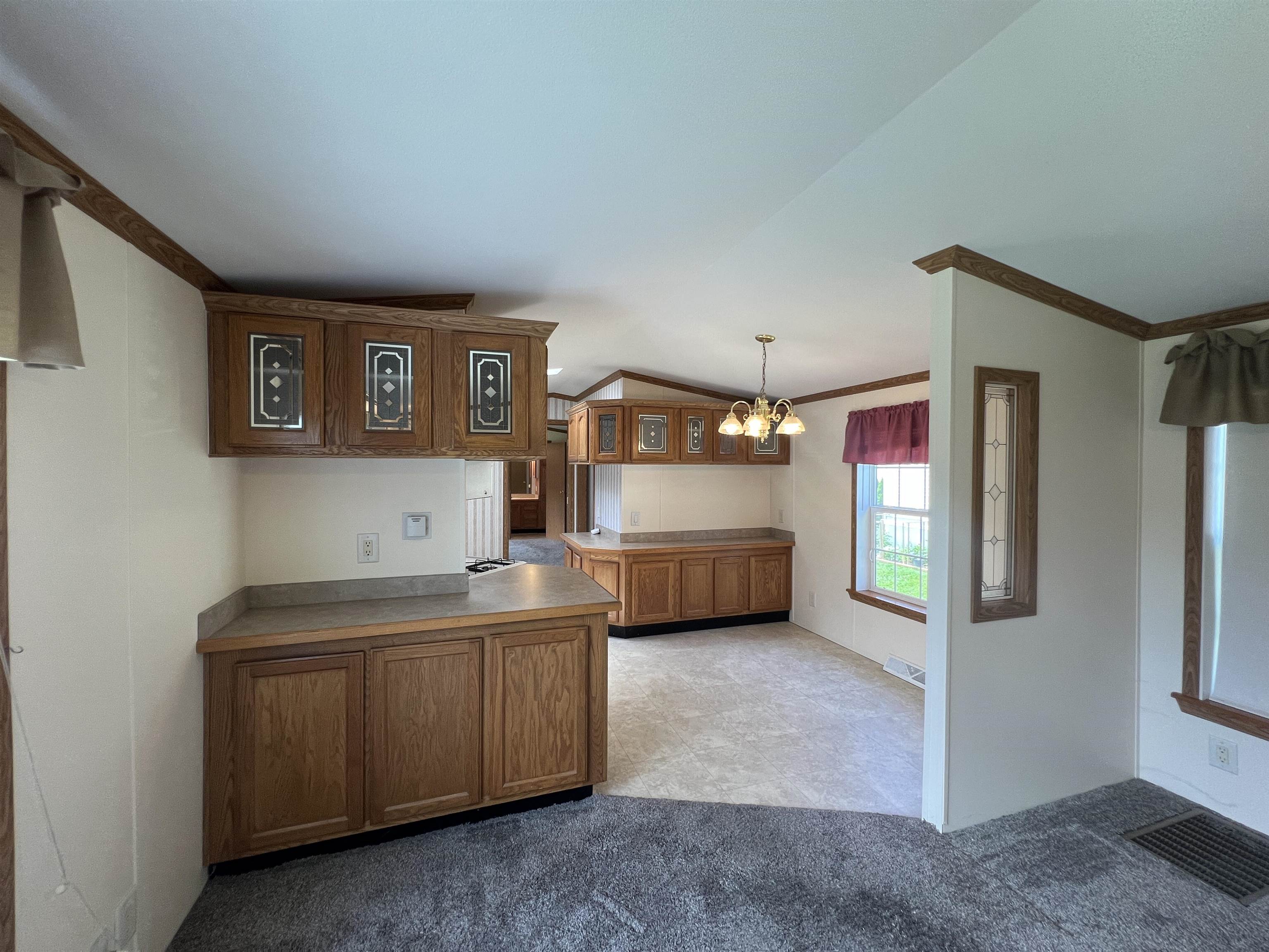 18 2nd Street Exeter, NH 03833 - Photo 3 of 23