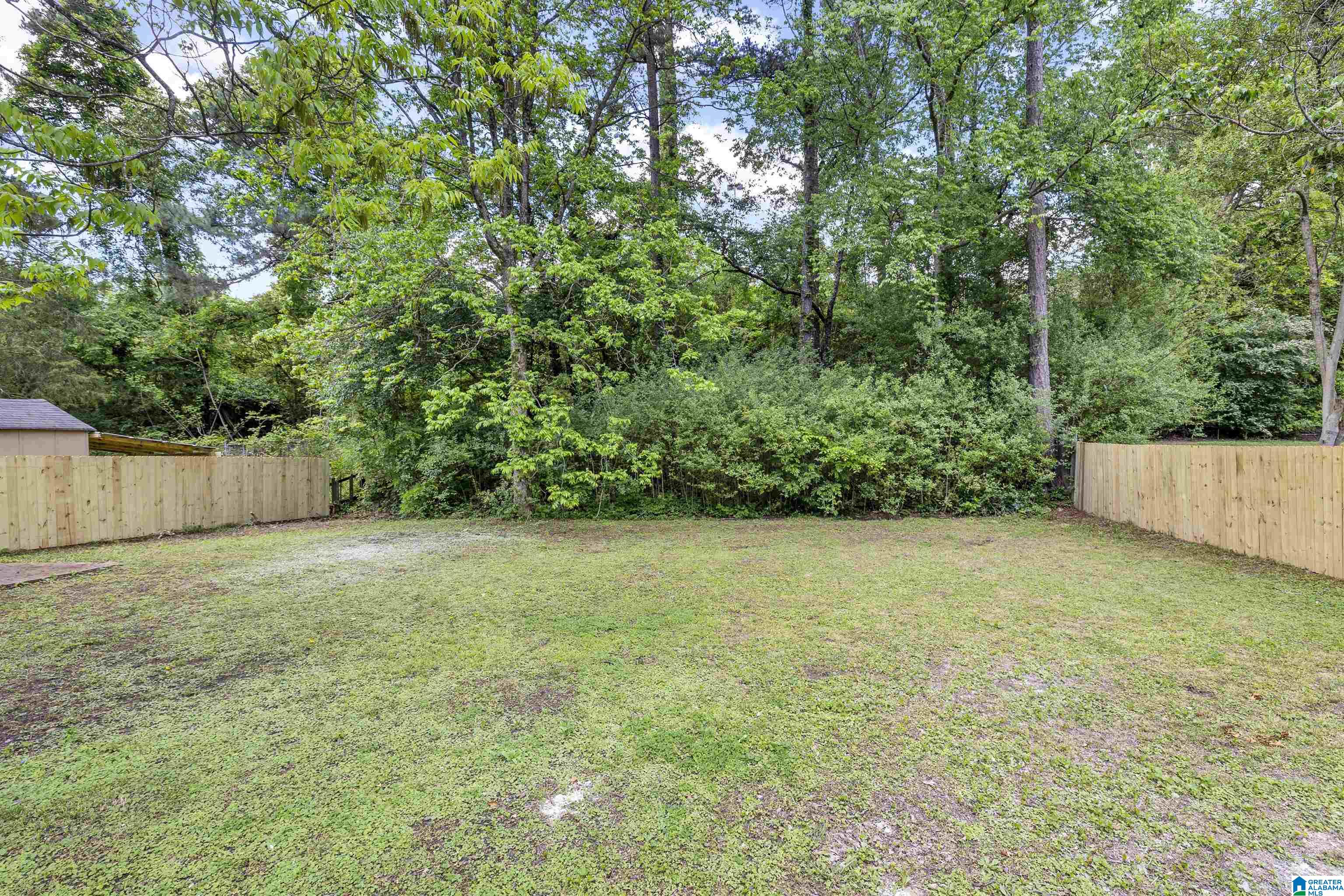 1620 Cresthill Road Birmingham, AL 35213 - Photo 13 of 32