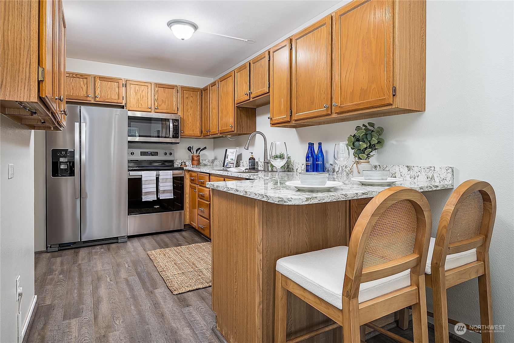 8017 212th Street Southwest, Unit 2 Edmonds, WA 98026 - Photo 8 of 19 Gallery Image 8