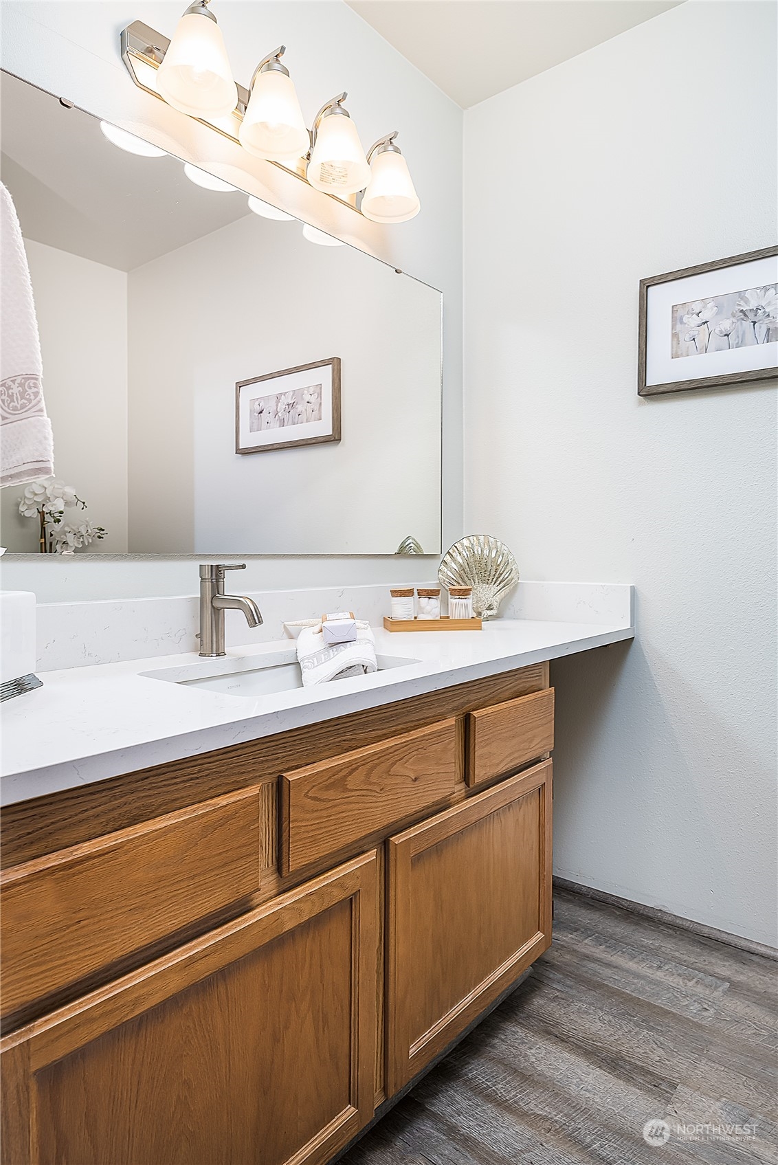 8017 212th Street Southwest, Unit 2 Edmonds, WA 98026 - Photo 10 of 19 Gallery Image 10