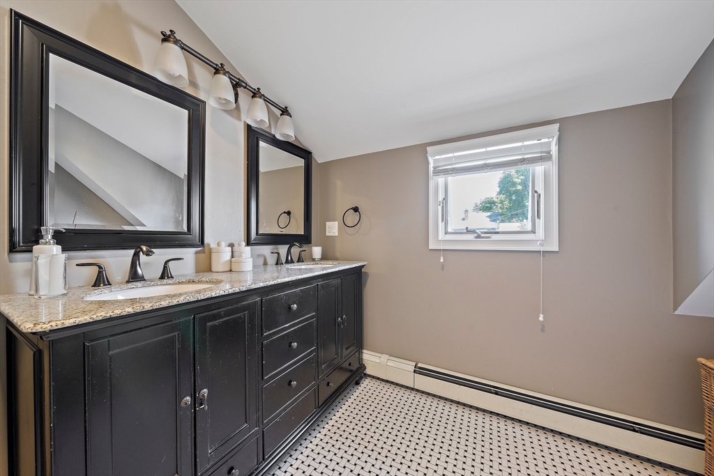 25 Fort Point Road Weymouth, MA 02191 - Photo 24 of 42