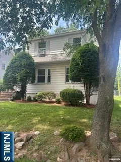 $3,150 | 413 Morse Avenue, Unit WHOLE HOUSE, Ridgefield, NJ 07657