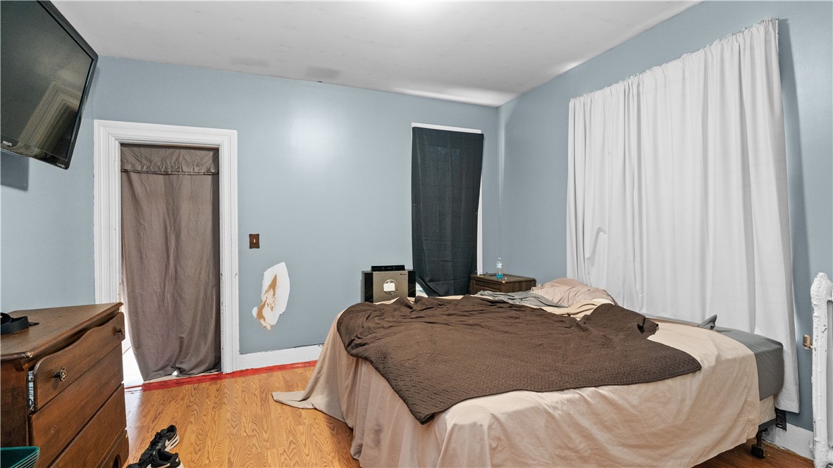 54 East Earle Street Cumberland, RI 02864 - Photo 12 of 34