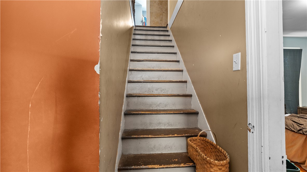 54 East Earle Street Cumberland, RI 02864 - Photo 21 of 34