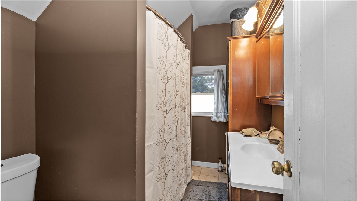 54 East Earle Street Cumberland, RI 02864 - Photo 28 of 34