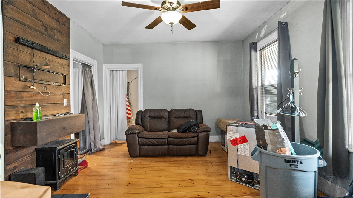 54 East Earle Street Cumberland, RI 02864 - Photo 9 of 34