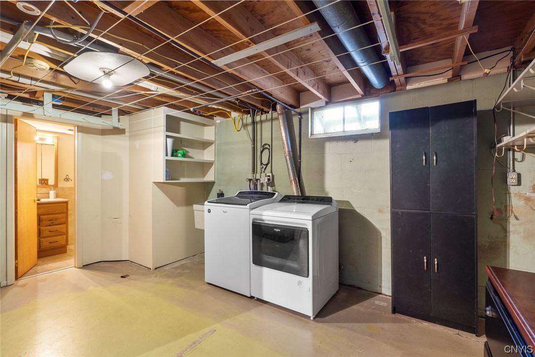 4285 Aurora Path Clay, NY 13090 - Photo 29 of 36