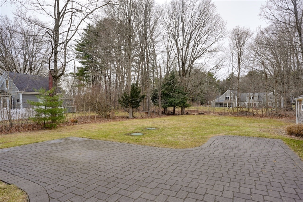 44 Baker Street Holliston, MA 01746 - Photo 24 of 32