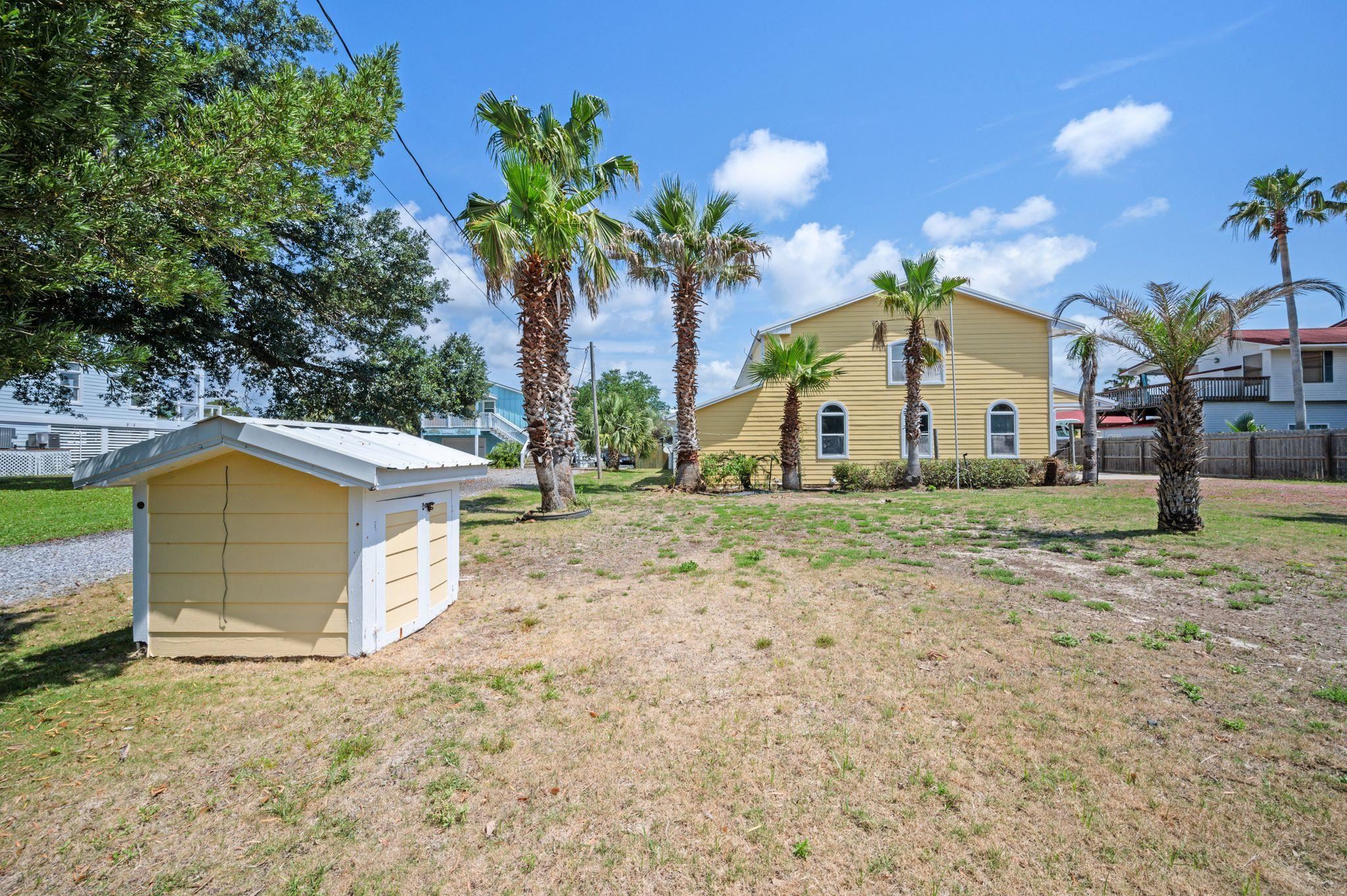 26418 Carondelette Drive Orange Beach, AL 36561 - Photo 4 of 48 Yard