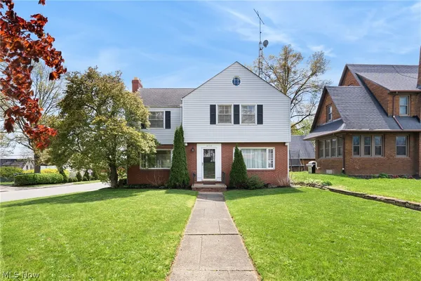 $260,000 | 400 31st Street Northwest, Canton, OH 44709