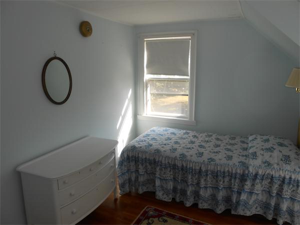 36 Tennyson Road Reading, MA 01867 - Photo 16 of 18 Gallery Image 16