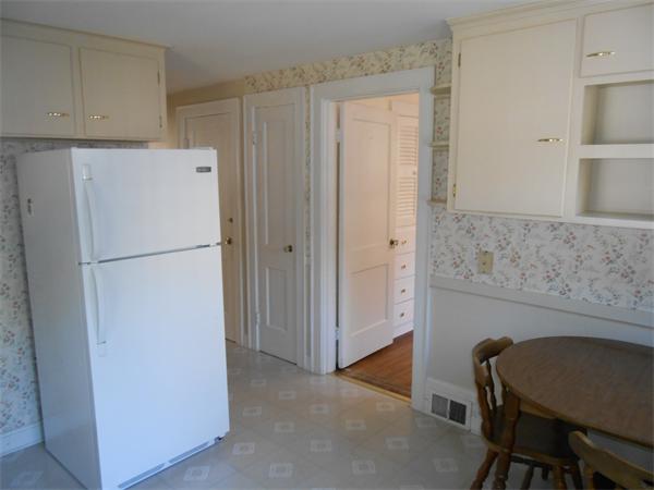 36 Tennyson Road Reading, MA 01867 - Photo 8 of 18 Gallery Image 8