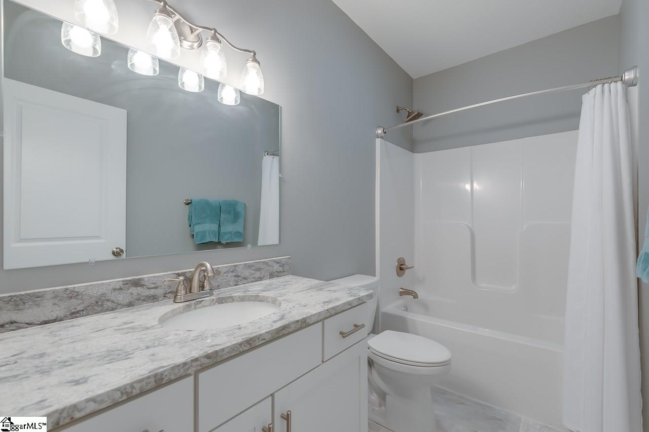 210 Moore Street Greer, SC 29651 - Photo 11 of 21 Gallery Image 11