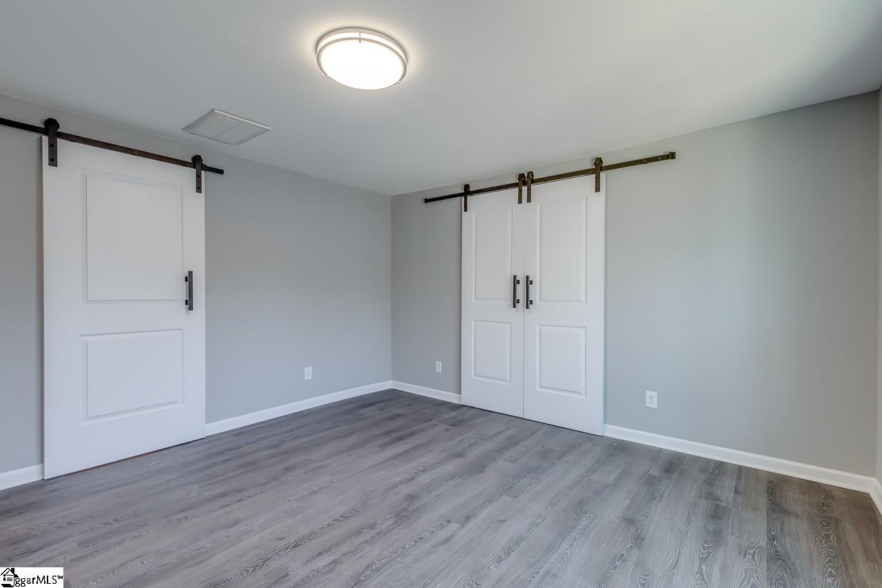 210 Moore Street Greer, SC 29651 - Photo 15 of 21 Gallery Image 15