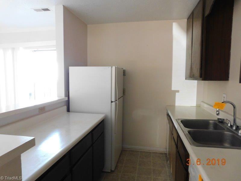 5703 Bramblegate Road, Unit K Greensboro, NC 27409 - Photo 13 of 25 Gallery Image 13